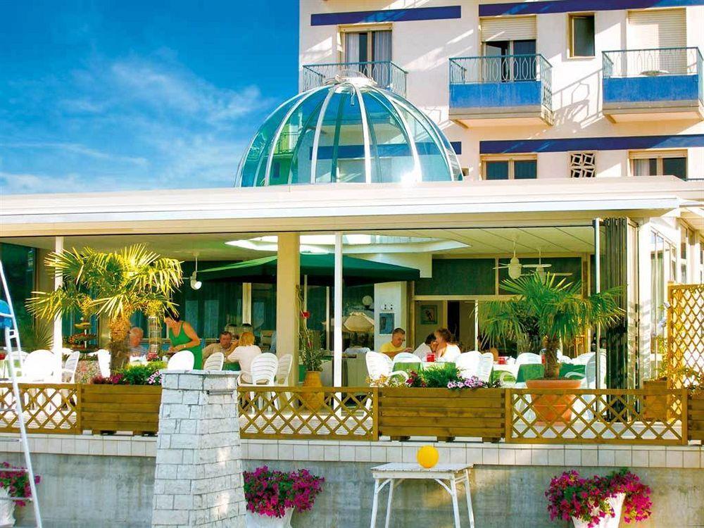 Hotel La Brezza Frontemare Lido di Jesolo Zewnętrze zdjęcie