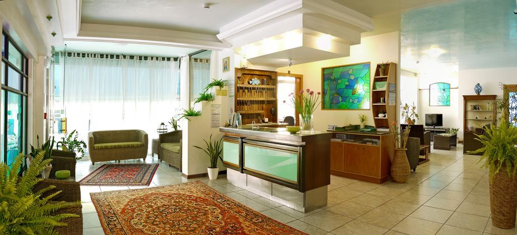 Hotel La Brezza Frontemare Lido di Jesolo Zewnętrze zdjęcie