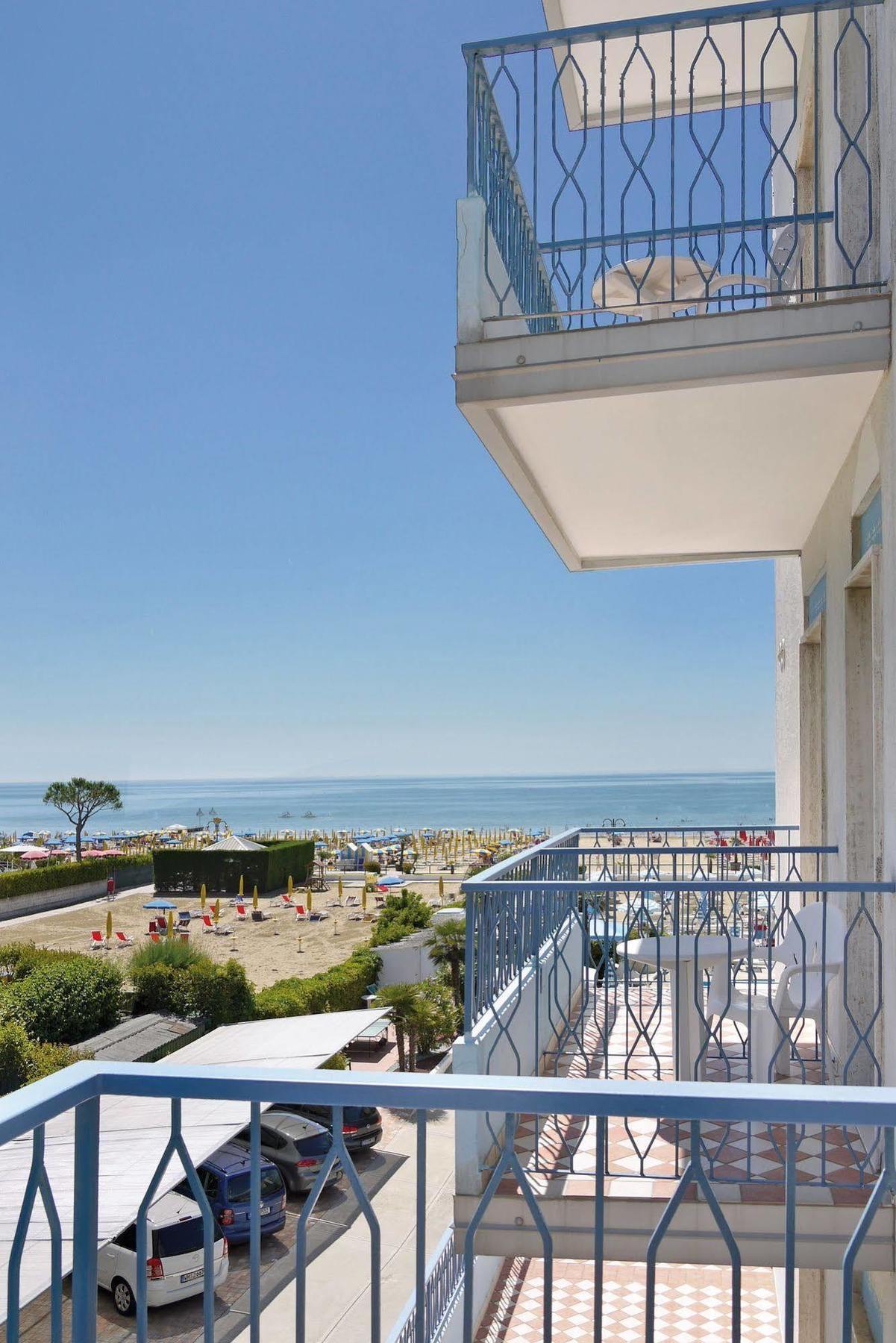 Hotel La Brezza Frontemare Lido di Jesolo Zewnętrze zdjęcie
