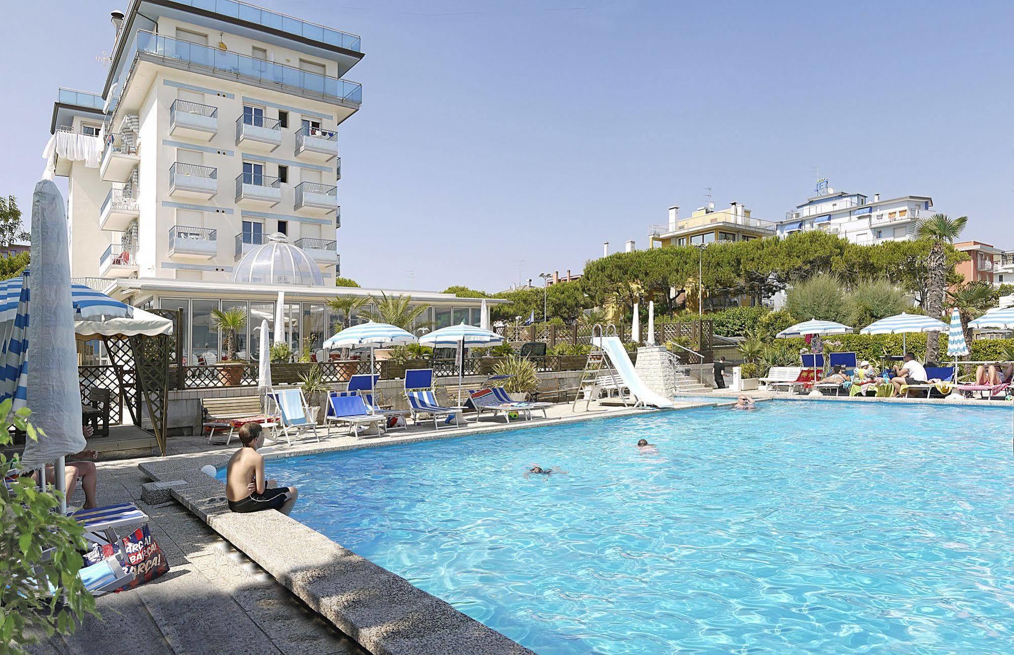 Hotel La Brezza Frontemare Lido di Jesolo Zewnętrze zdjęcie