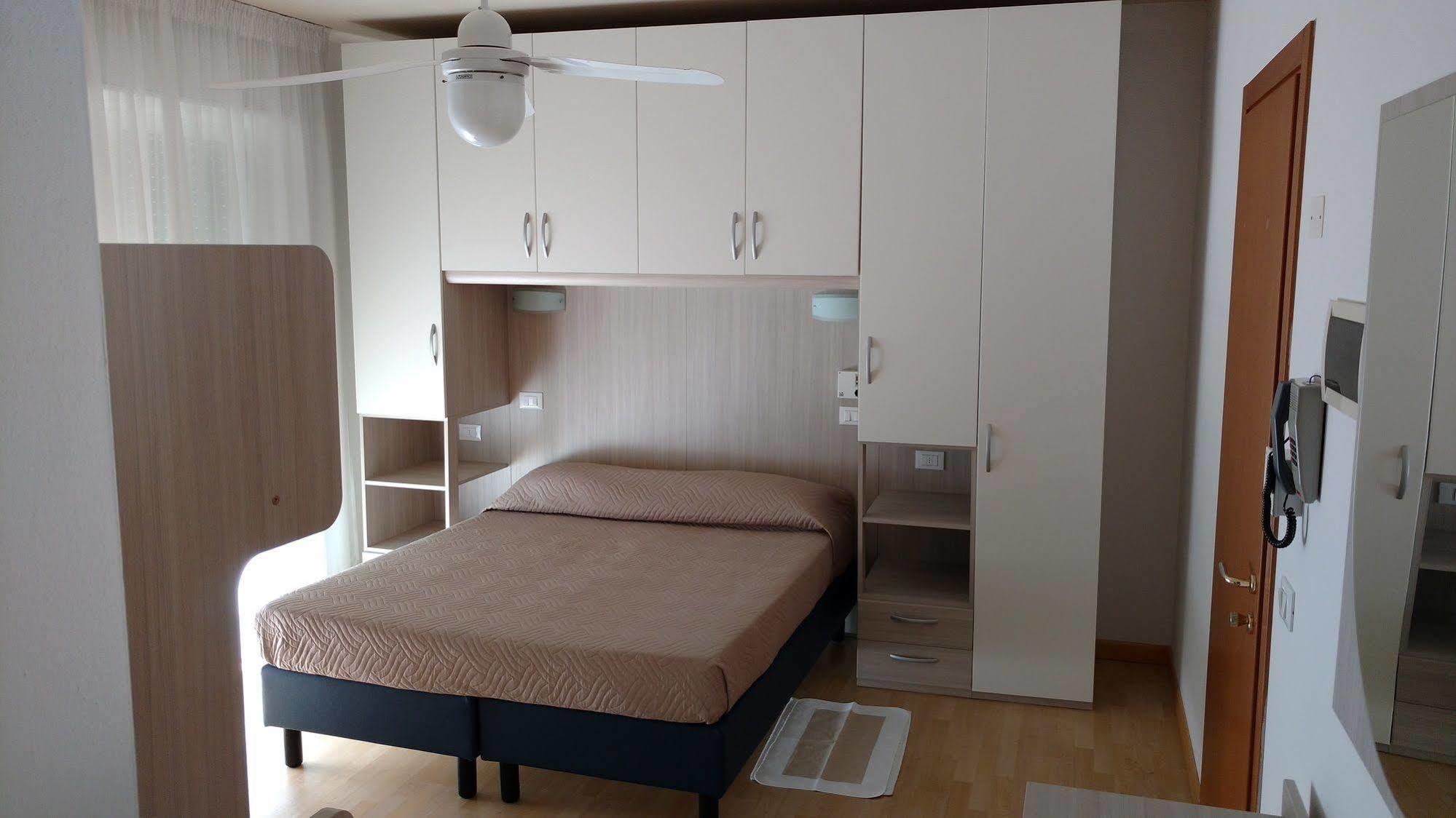 Hotel La Brezza Frontemare Lido di Jesolo Zewnętrze zdjęcie